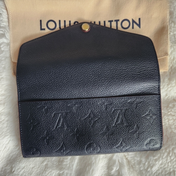 Louis Vuitton Women's Portefeuille Wallet in Navy Blue - Picture 2 of 8